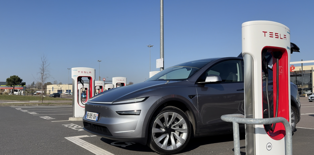 Tesla offre la recharge aux sinistr&eacute;s des incendies en France et en Espagne