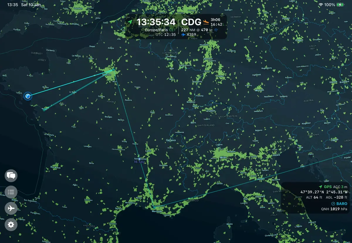 Off 2 transforme votre iPhone en compagnon de vol, et &ccedil;a marche m&ecirc;me sans Internet