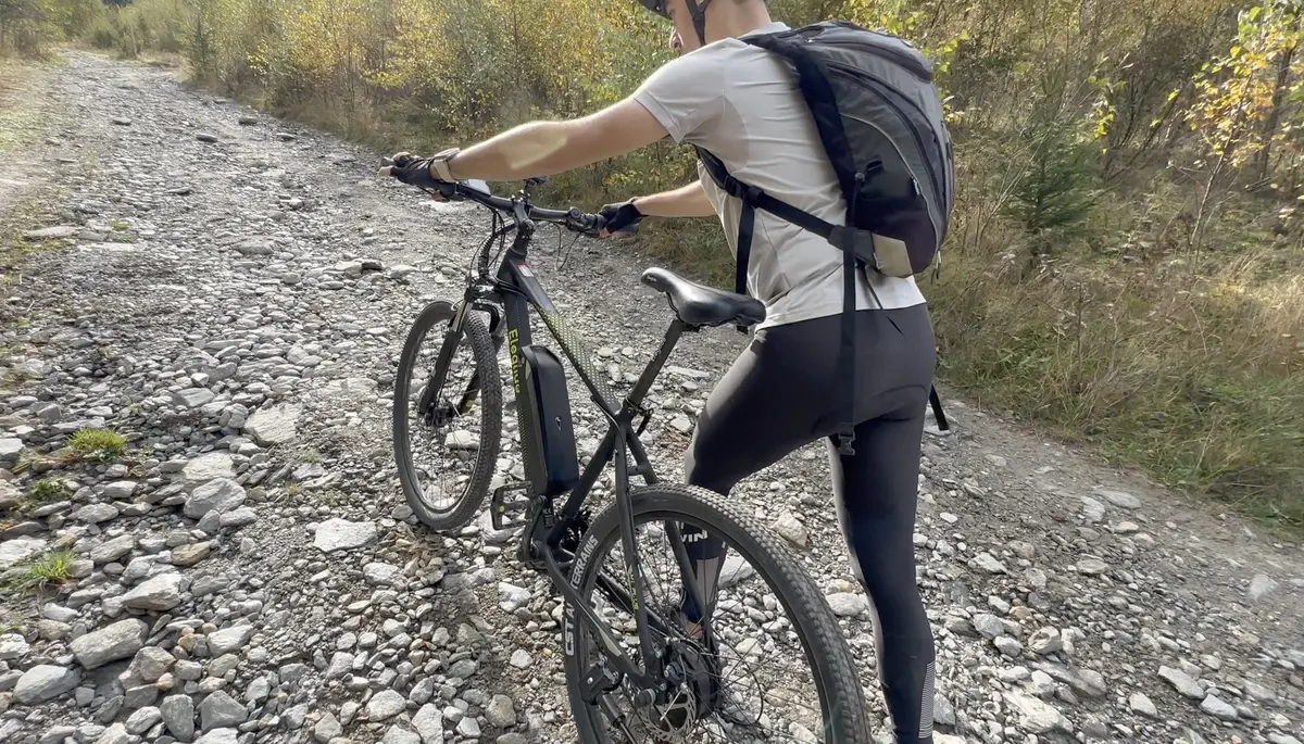 Test Eleglide T1 et M1 Plus : que valent ces VTT & VTC électriques à 800/900€ ? (Test à Chamonix)