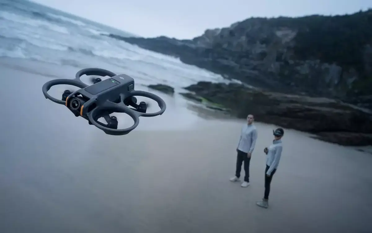 Voici l'Avata 2, le nouveau drone FPV de DJI prêt pour les acrobaties !