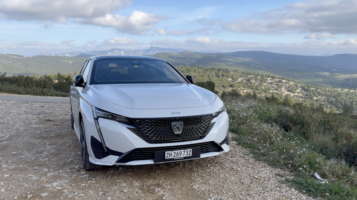 Essai e-308 électrique : le pire et le meilleur de Peugeot