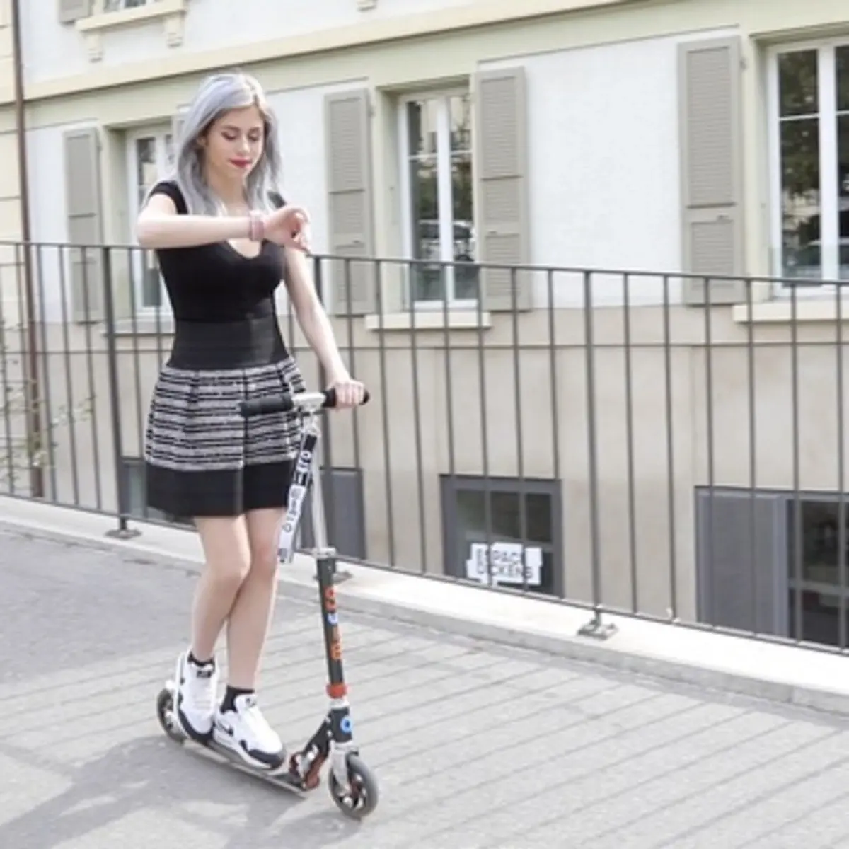 Paris interdit les trottinettes électriques (en libre service) aux mineurs