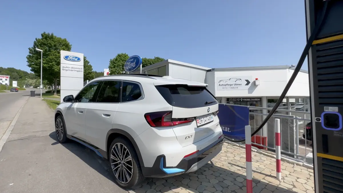 Essai BMW iX1 xDrive 30 : le meilleur SUV compact premium électrique de 2023 ?