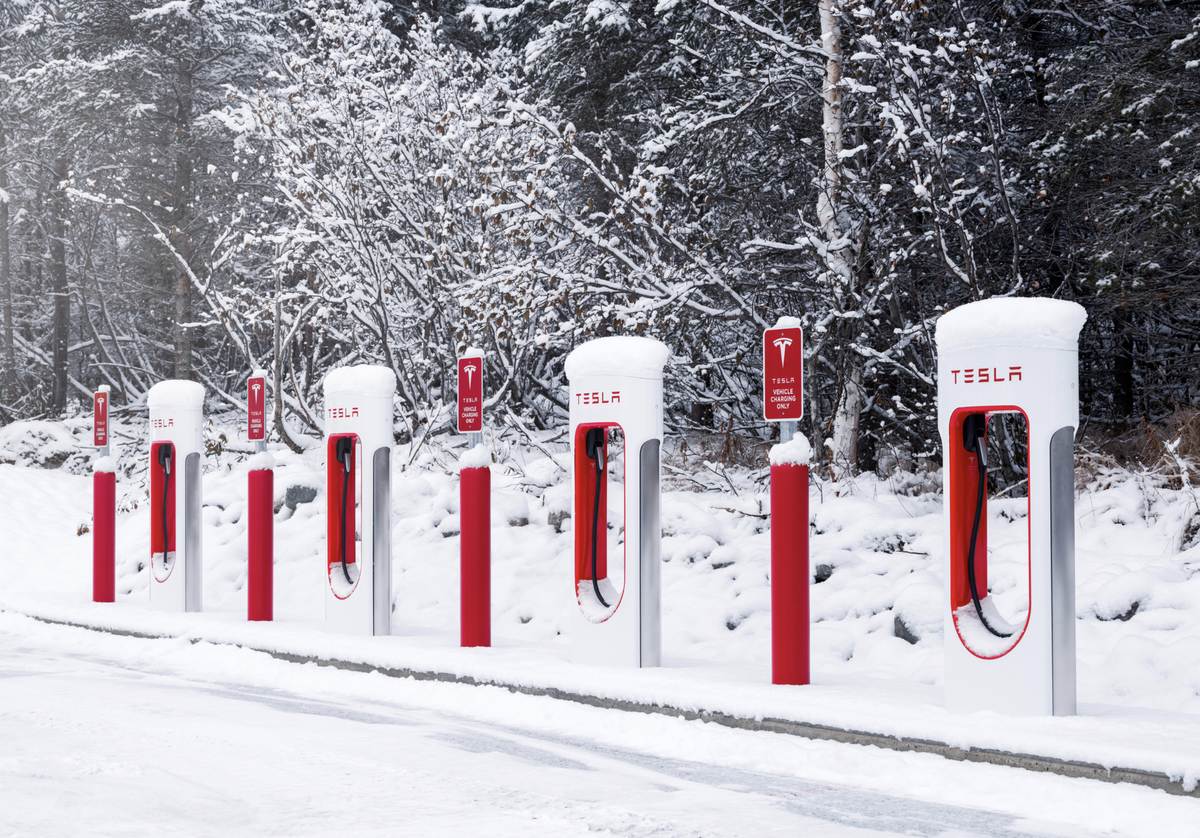 Tesla baisse le prix des abonnements aux SuperChargers avec une formule annuelle