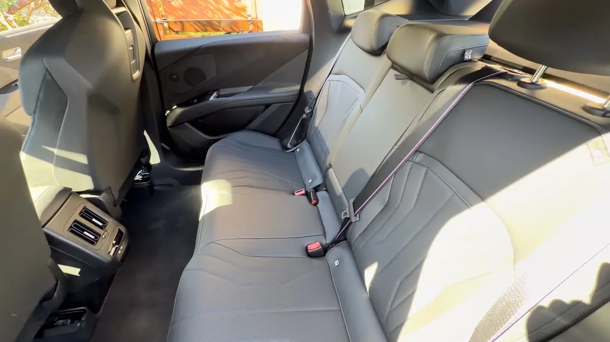 Test des écrans BMW 2026 (iX3, i3...) : une vraie révolution ?