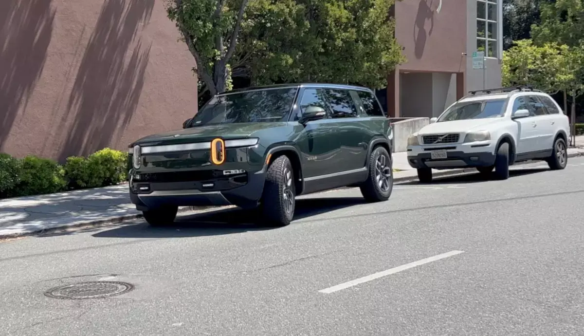 Cette voiture est conçue autour du logiciel : de quel constructeur s'agit-il ?