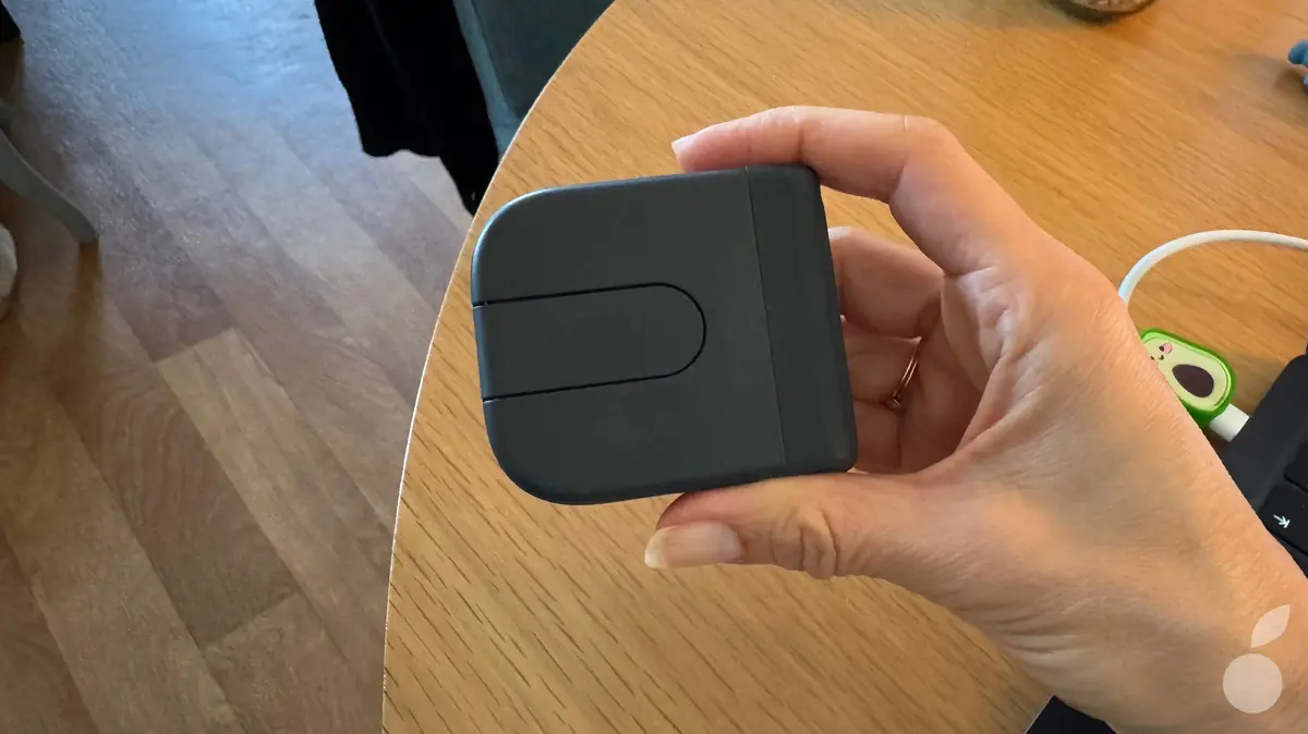Test de la Logitech Mobi Fold&nbsp;: la souris pliable &agrave; emmener partout (et &agrave; glisser dans sa poche)