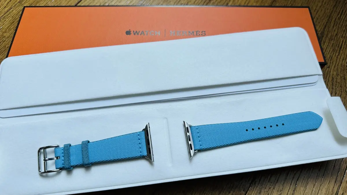 Les nouveaux bracelets Hermès pour Apple Watch en détail ! [photos]