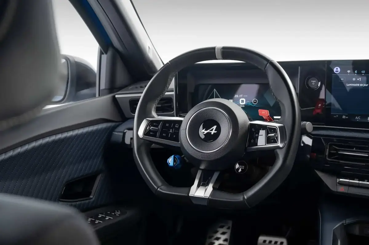 Alpine A290 et A390&nbsp;: une finition Collection et du carbone au Mondial de Paris