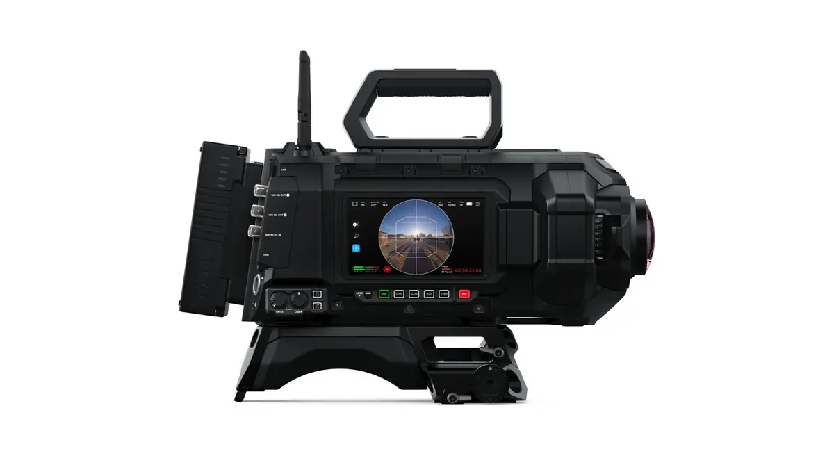 Apple Vision Pro&nbsp;: Blackmagic d&eacute;gaine la cam&eacute;ra qui va enfin permettre le live immersif