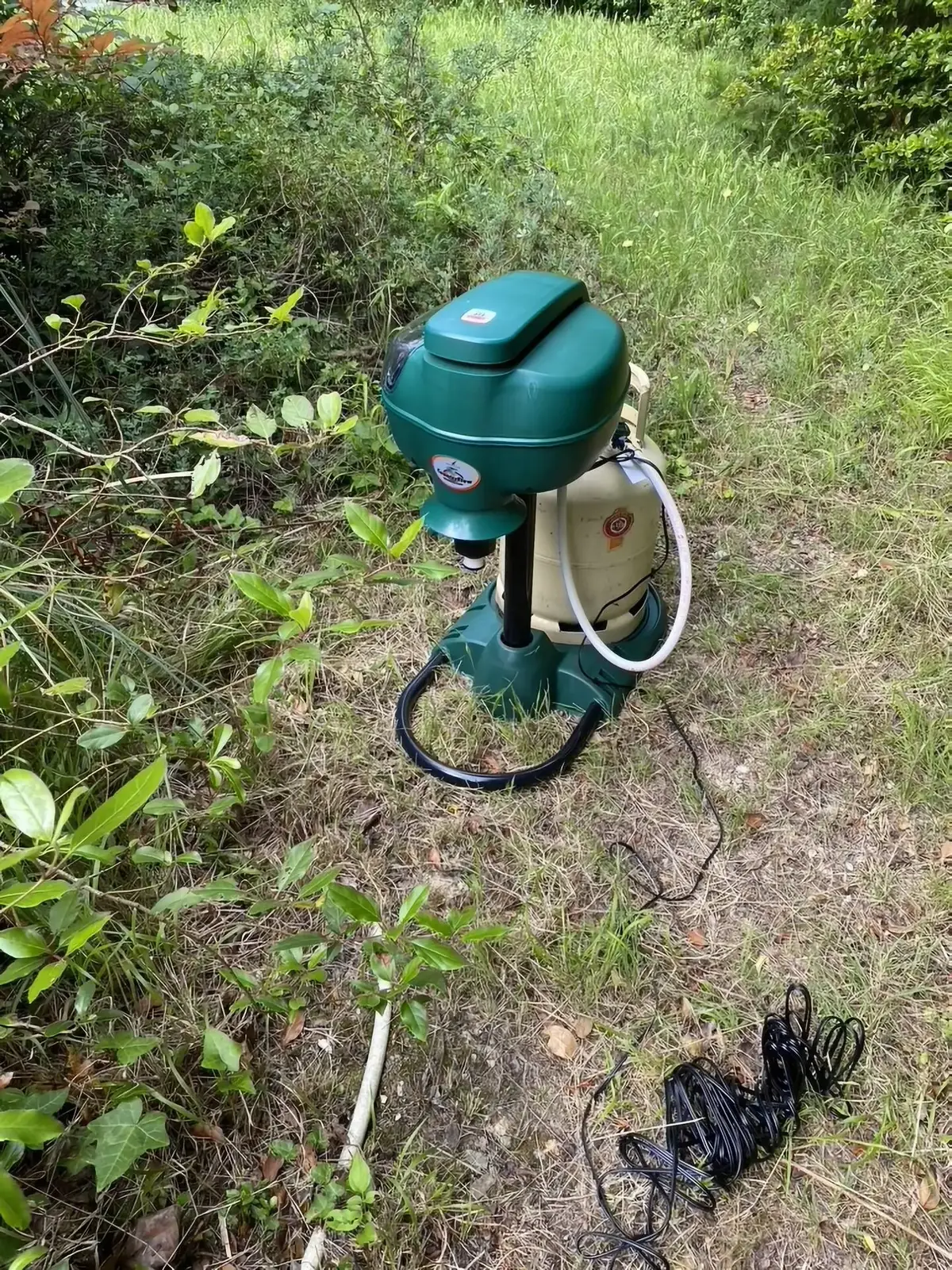 Mon Mosquito Magnet dans son habitat naturel.