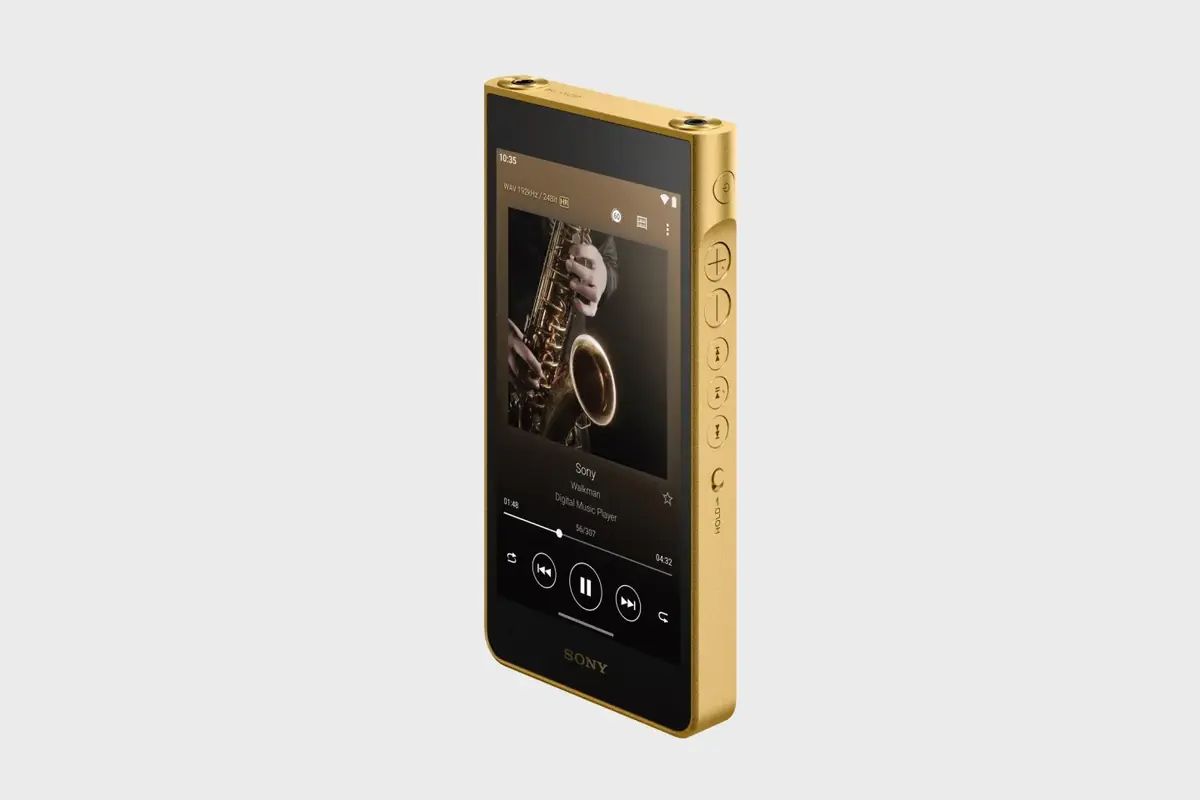Walkman Sony&nbsp;: trois baladeurs Android, dont un plaqu&eacute; or &agrave; 5 000 euros