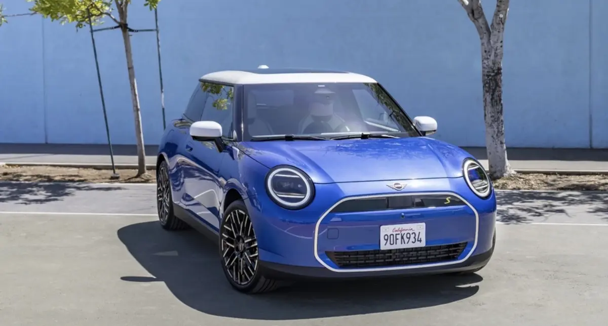 VE : nouvelle mini électrique, iCar GT, 100 000 bornes, Ford Transit, MAJ Tesla...