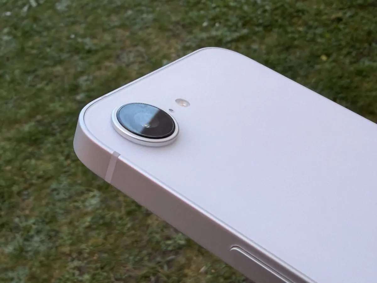 Un seul capteur photo, c'est peu