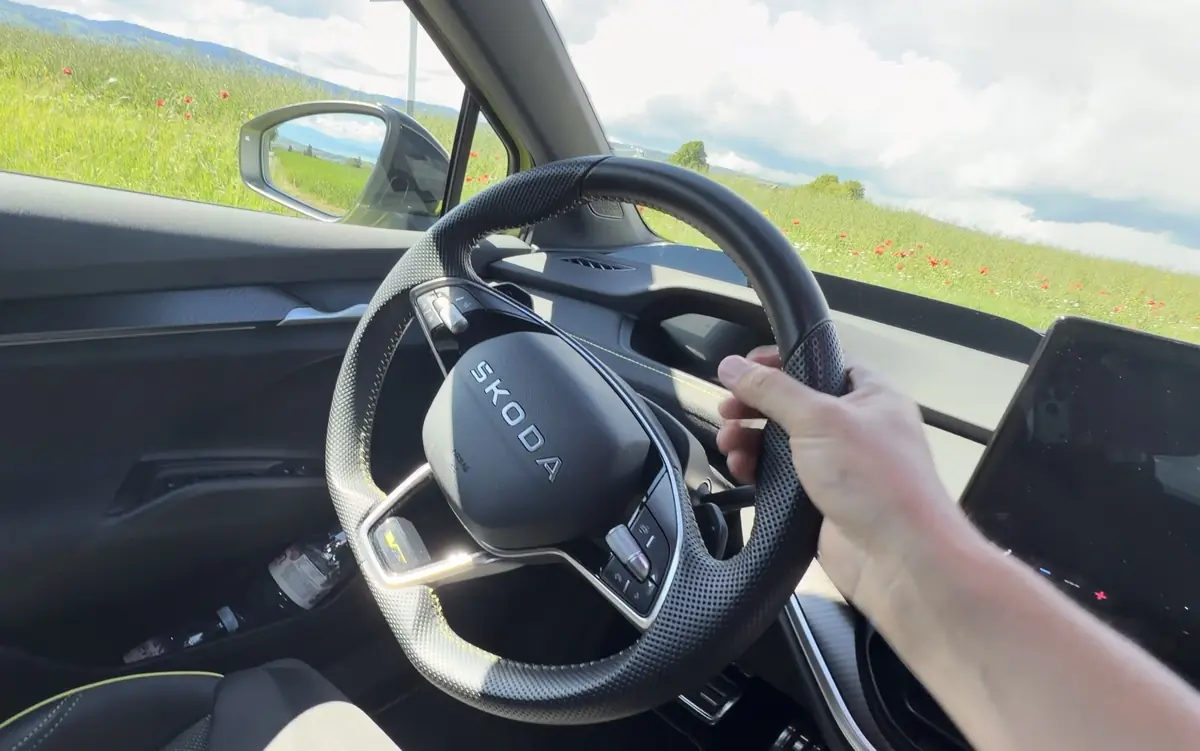 Essai Skoda Elroq RS sur 2000 km&nbsp;: autonomie, vacances et off-road&nbsp;!
