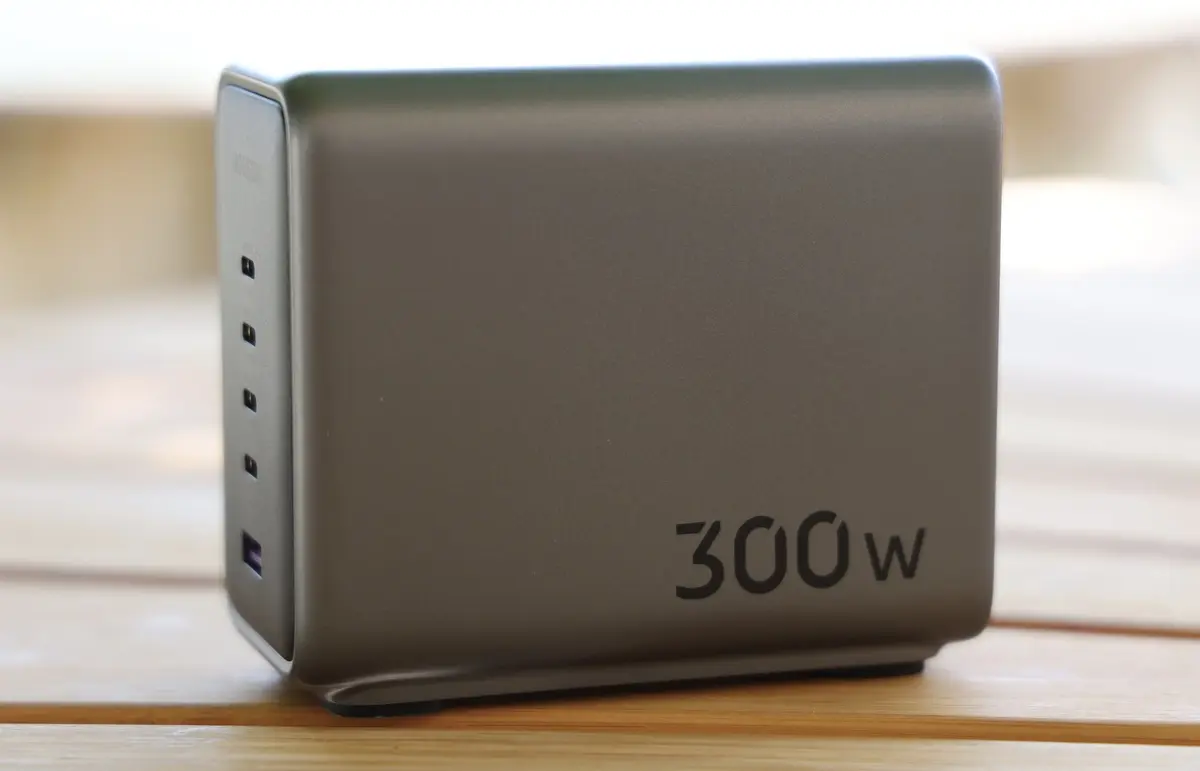 Test du surpuissant chargeur Multiport Ugreen Nexode 300W !