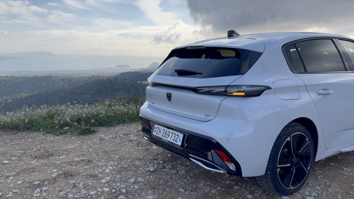 Essai e-308 électrique : le pire et le meilleur de Peugeot