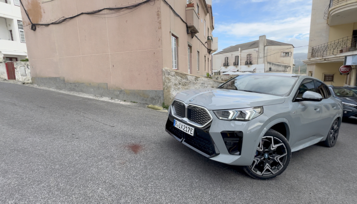 Essai BMW iX2 2024