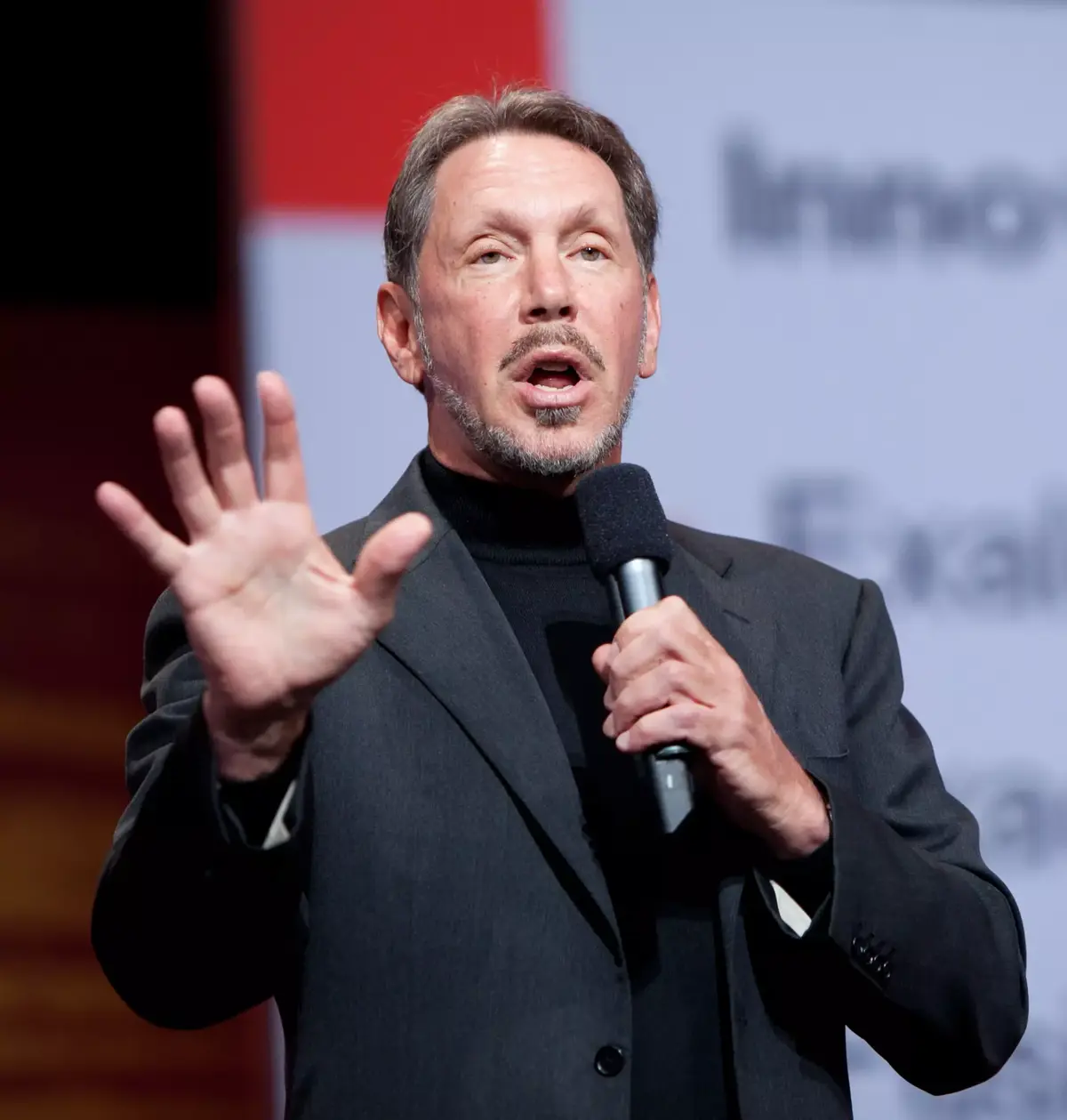 Larry Ellison quitte le conseil d'administration de Tesla