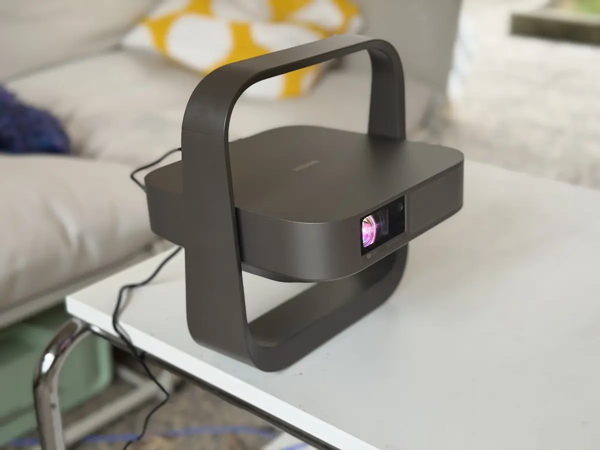 Test du XGIMI Elfin Flip 4K&nbsp;: le projo nomade qu'on d&eacute;place partout