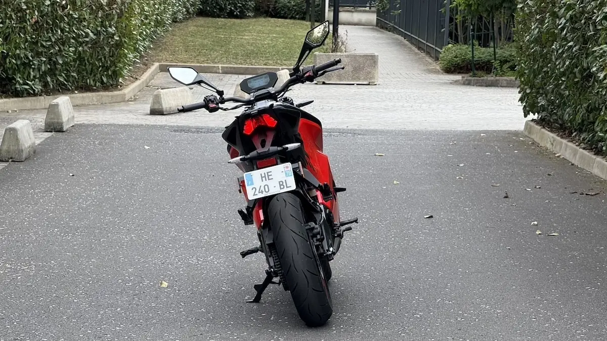 Essai Ultraviolette F77 Mach 2, une moto &eacute;lectrique convaincante mais pas sans d&eacute;fauts