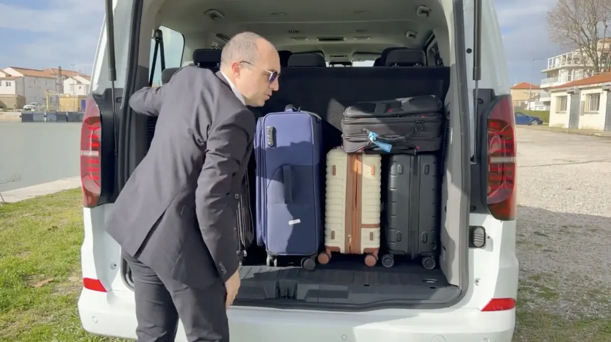 Essai Volkswagen eCaravelle&nbsp;: le &laquo;&nbsp;transporteur&nbsp;&raquo; passe &agrave; l&rsquo;&eacute;lectrique, et ce n&rsquo;est pas une r&eacute;ussite