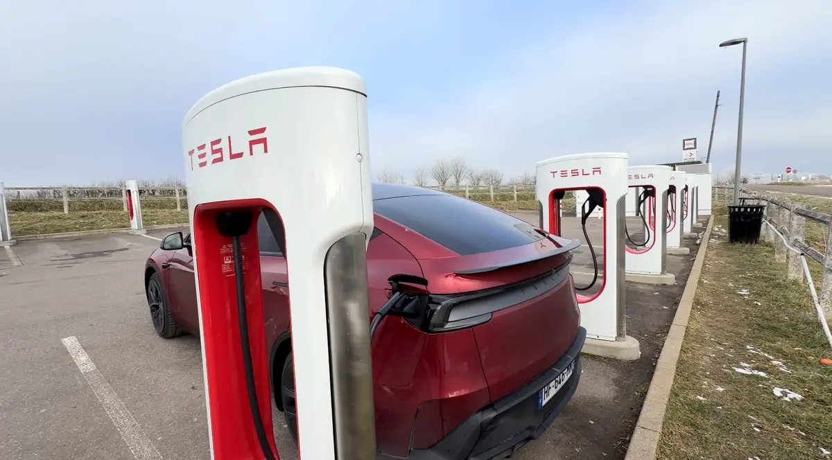 Essai v&eacute;rit&eacute; du Tesla Model Y Performance 2026&nbsp;: et si c'&eacute;tait la meilleure version&nbsp;?