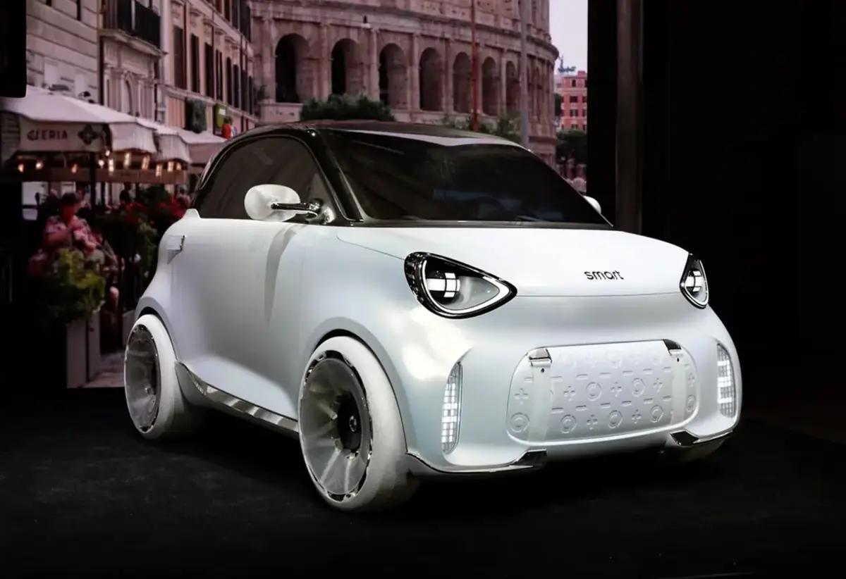La nouvelle smart #2 &eacute;lectrique se d&eacute;voile avant le Mondial de Paris (photos)