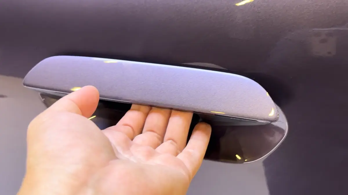 XPeng L03&nbsp;: 35 000&euro; pour ce mini-Model Y sur&eacute;quip&eacute;&nbsp;! (d&eacute;couverte en vid&eacute;o)