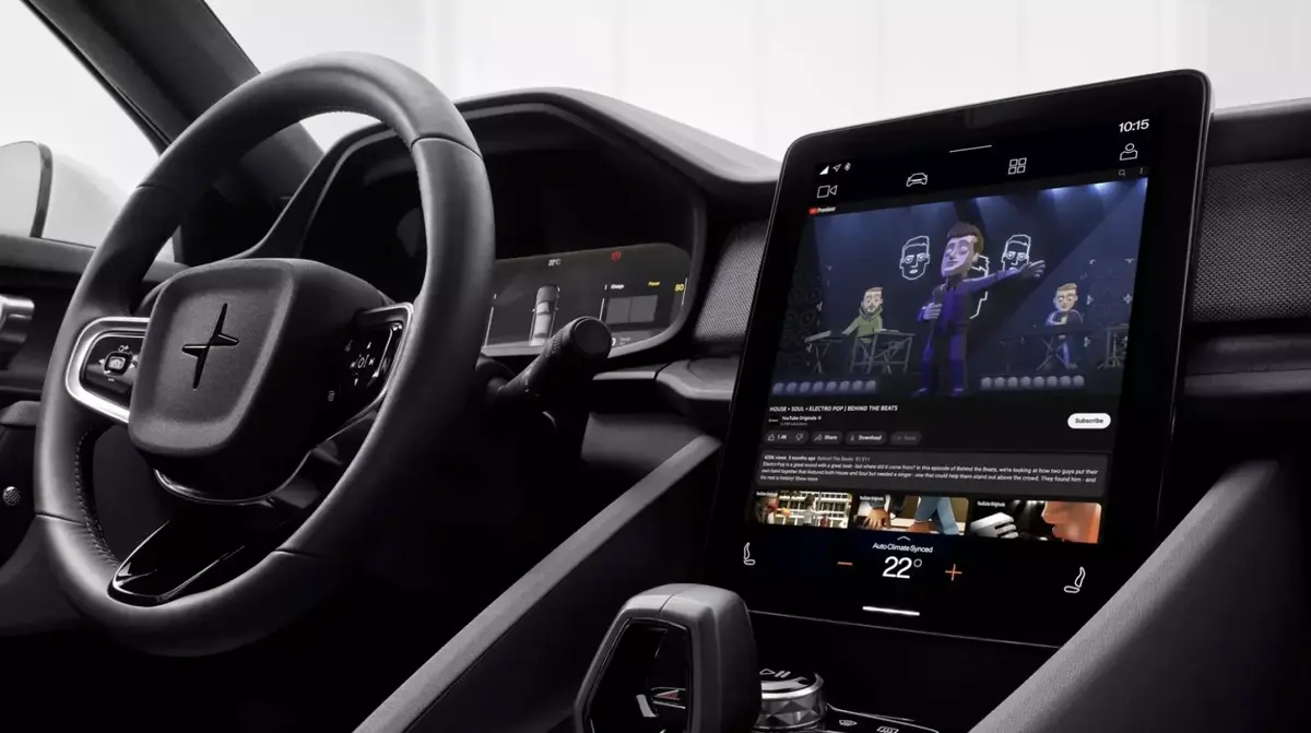 YouTube et Waze sur Android Automotive