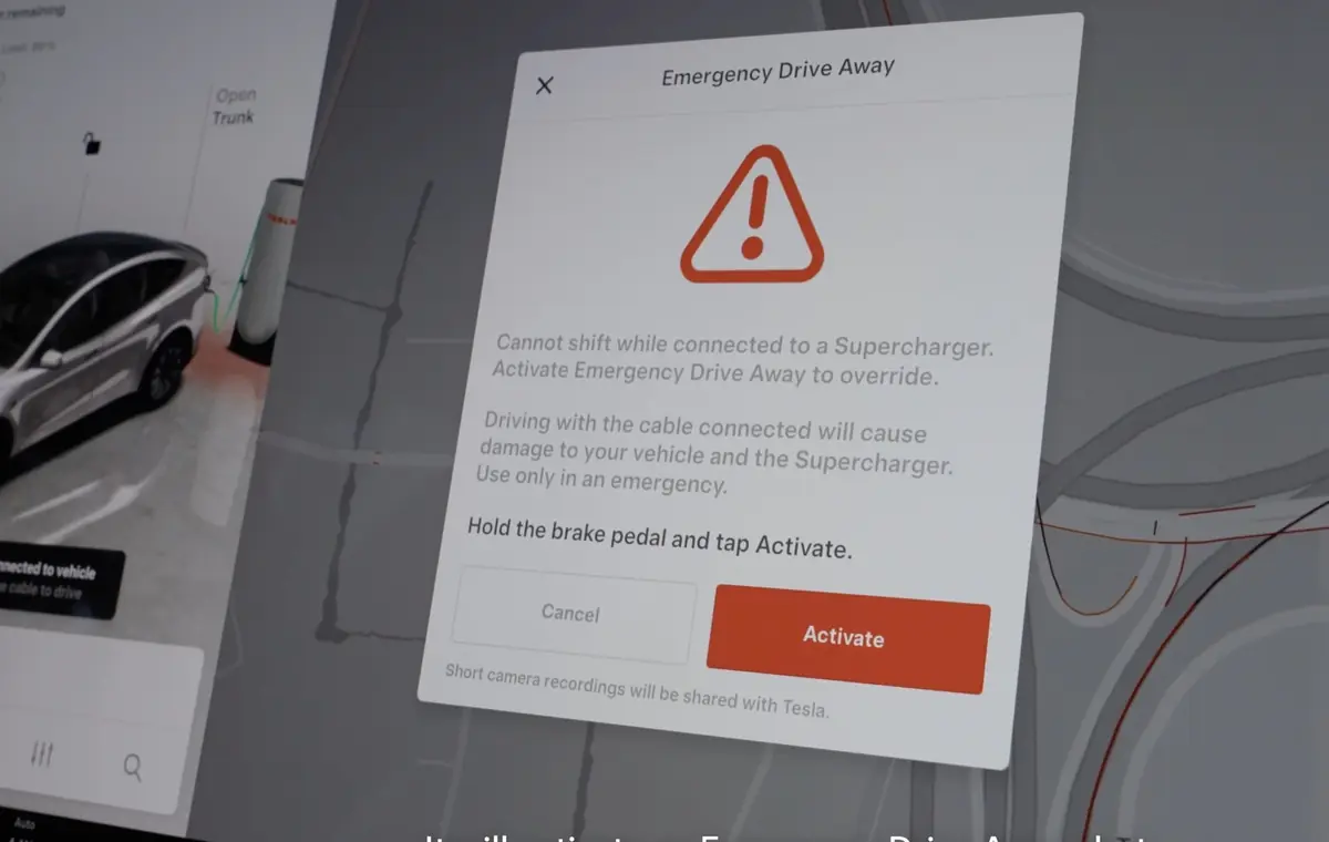 Tesla&nbsp;: fuir un Superchargeur branch&eacute; devient possible en cas d'urgence