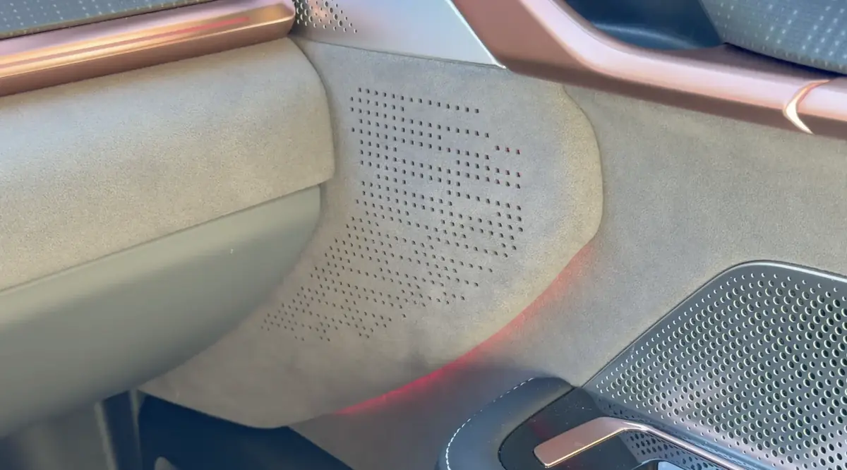 On essaie toutes les Zeekr, la marque chinoise de luxe qui d&eacute;barque en France&nbsp;!