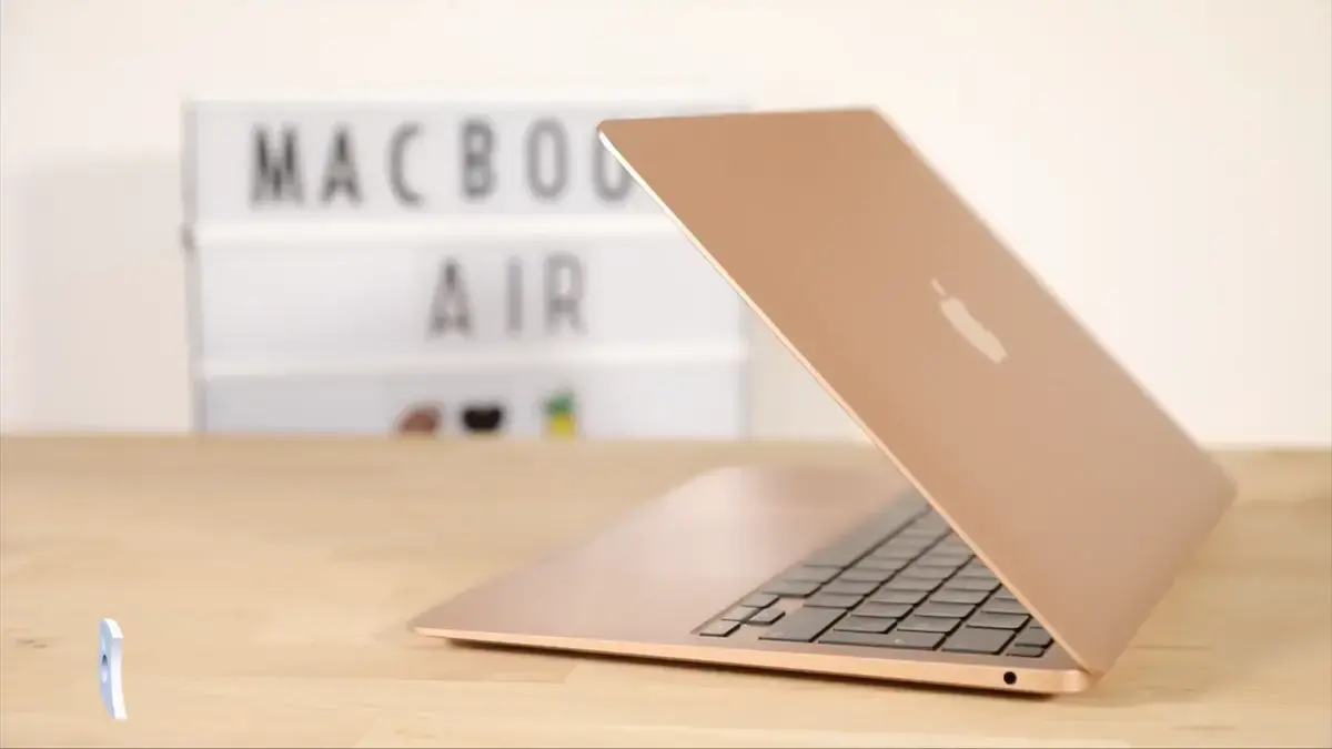 Apple MacBook Air M1