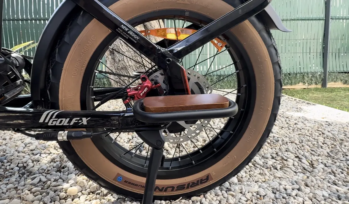 Test du Lankeleisi Golf X&nbsp;: que vaut ce magnifique v&eacute;lo &eacute;lectrique pliant chinois&nbsp;?