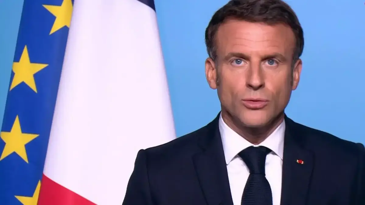 Emmanuel Macron France Réseaux Sociaux Ordre Public Numérique