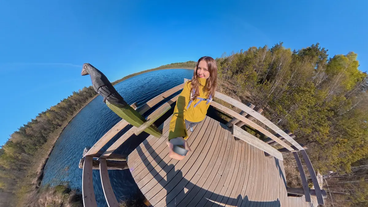 DJI d&eacute;gaine l'Osmo 360 II avec un capteur 1 pouce et de l'IA nocturne, pour d&eacute;tr&ocirc;ner Insta360