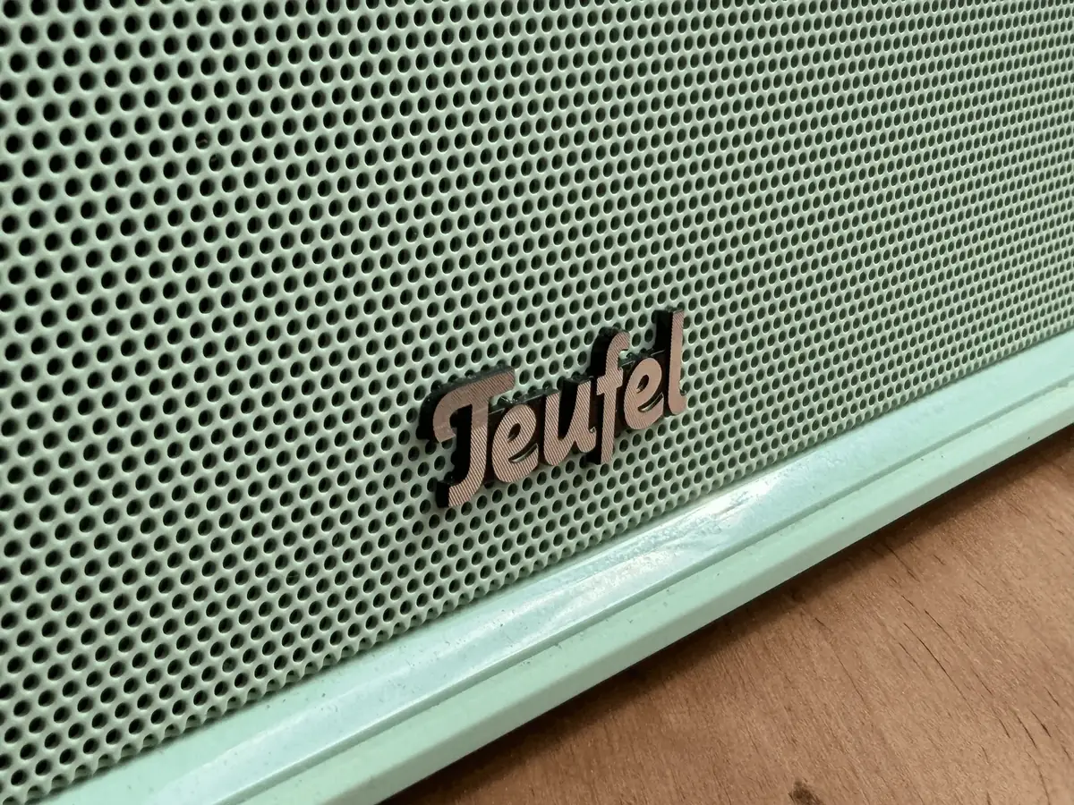 Test de l&rsquo;enceinte Teufel Boomster 4, pour ceux qui ne renoncent pas &agrave; la radio
