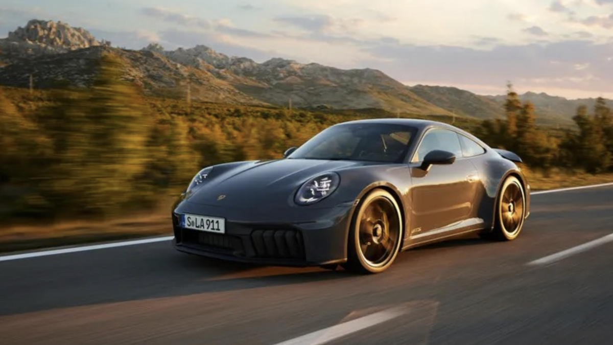 Porsche 911 hybride CarPlay nouvelle génération