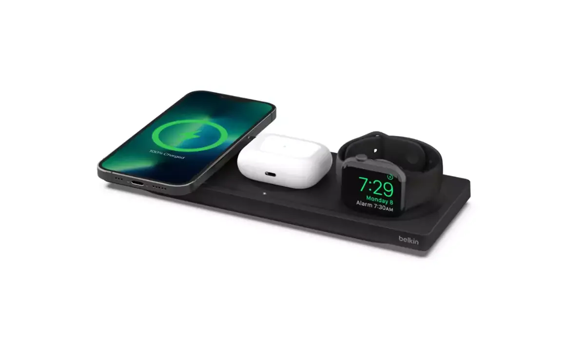 Test express du chargeur 3-en-1 de Belkin : MagSafe et charge rapide des Apple Watch Series 7