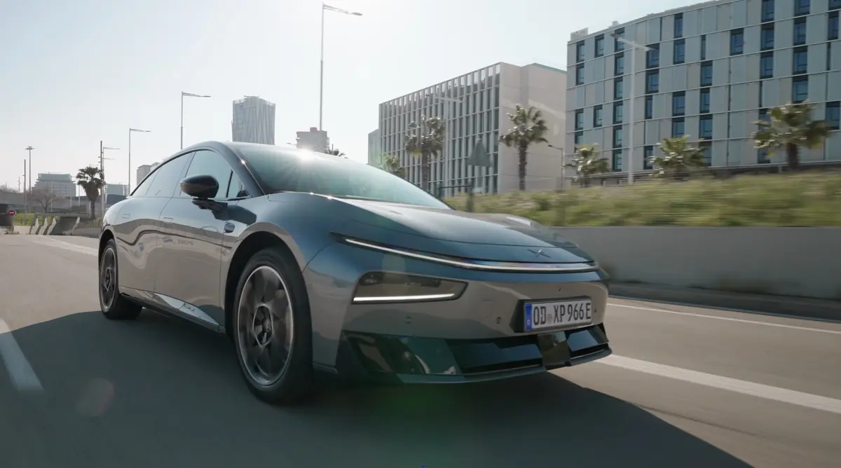 Essai XPeng P7+&nbsp;: le luxe et la charge en 12mn &agrave; partir de 45 990&euro;