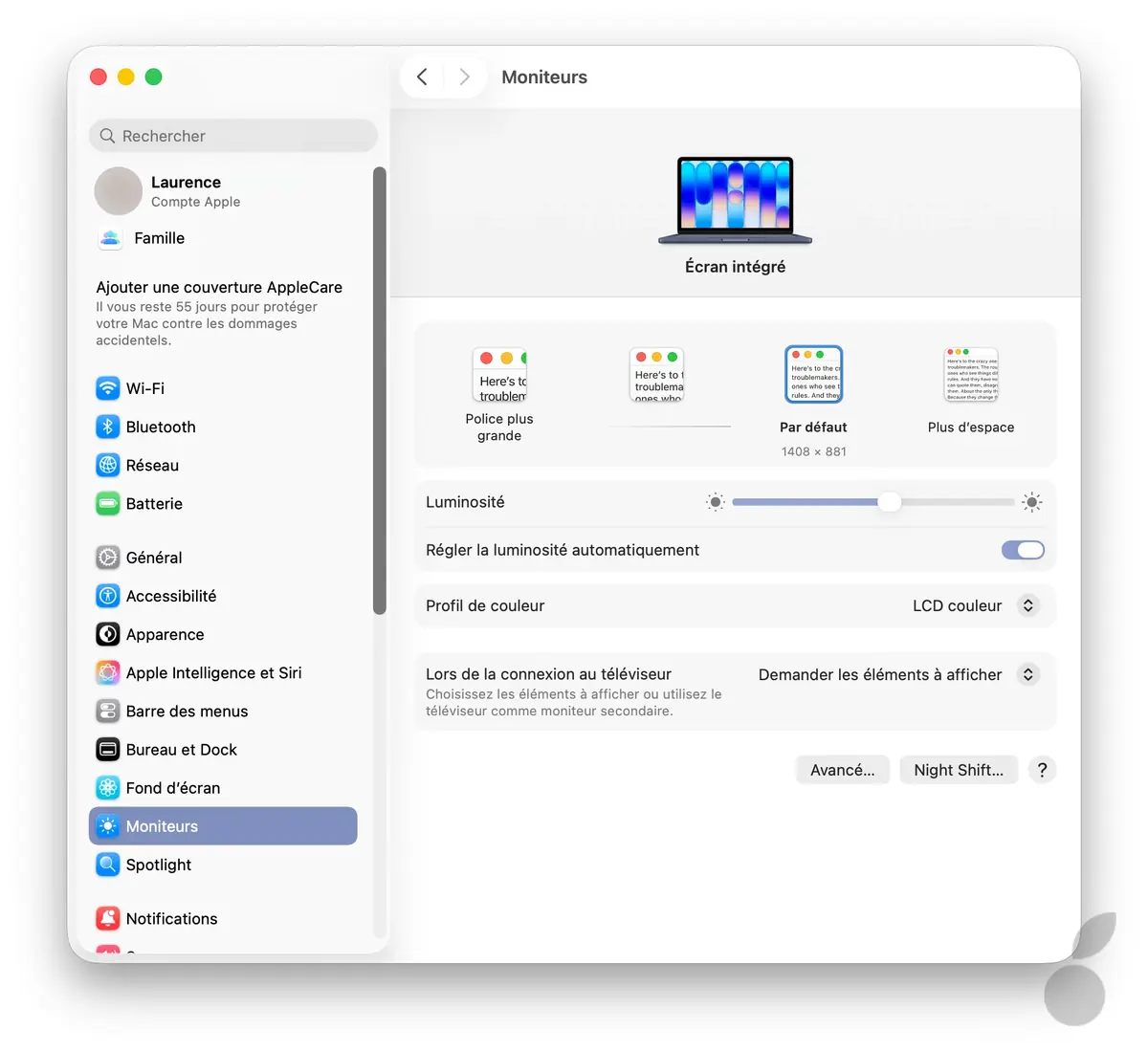 Mettre la luminosit&eacute; en automatique aide forc&eacute;ment l'autonomie