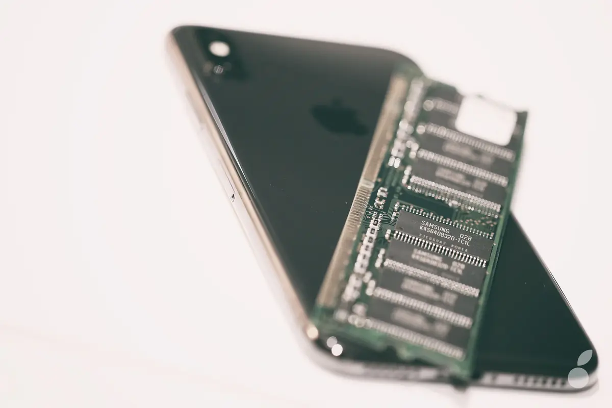 iPhone Fold / Ultra&nbsp;: Apple a pr&eacute;vu ces deux couleurs (uniquement&nbsp;?)