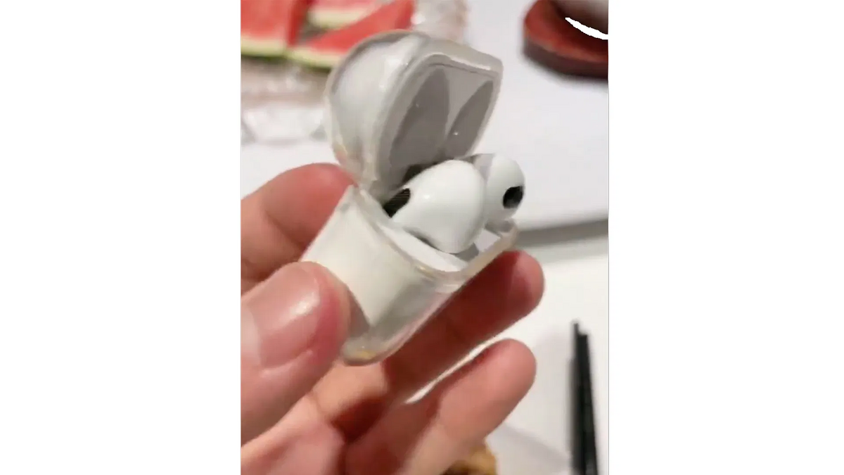 Tiens des vrais-faux AirPods 3 déjà sur le net