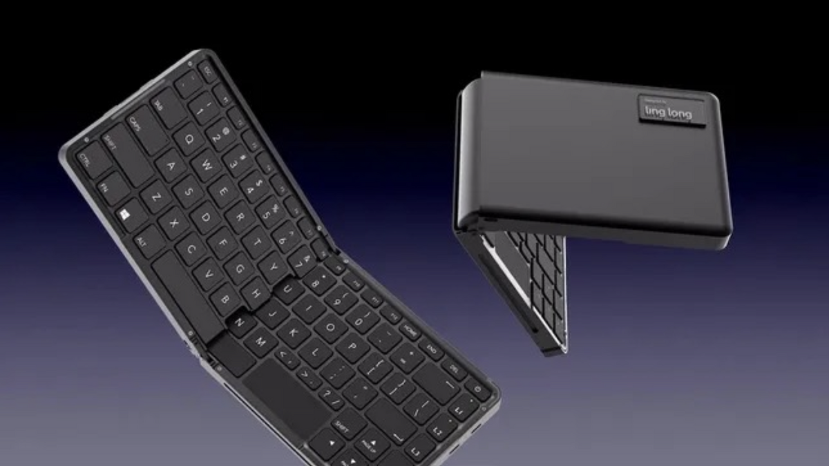 This computer fits in your pocket, including keyboard and trackpad!