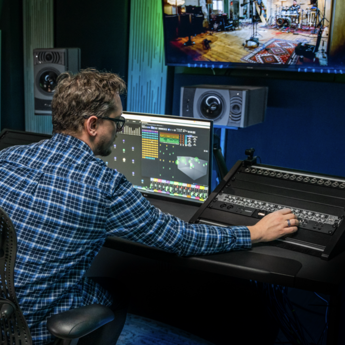 Une interface pour le Dolby Atmos et calibrer la pièce d'écoute chez ...