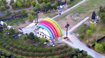 La scène "Arc-En-Ciel" célèbrera l'ouverture d'Apple Park (et la mémoire de Steve Jobs)