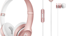 Les casques Beats Solo2 et les écouteurs urBeats déclinés en or rose