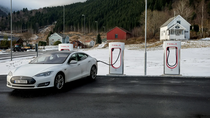 Tesla bat tous les records en Norvège, qui ne boude pas du tout Elon Musk
