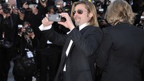 People en direct de Cannes : Brad Pitt vous dévoile son iPhone !