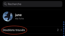 iOS 16 peut rechercher les doublons dans les contacts